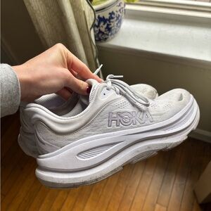 Barely worn Hoka Bondis! Limited edition Starlight glow color ✨✨